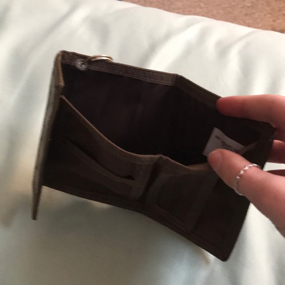 Small Velcro Wallet - Picture 8 of 8